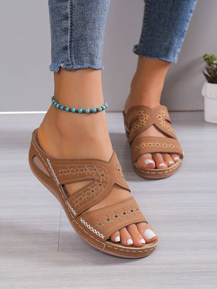 sandales brodées