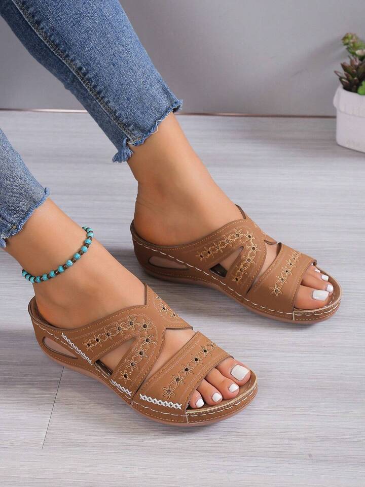 sandales brodées