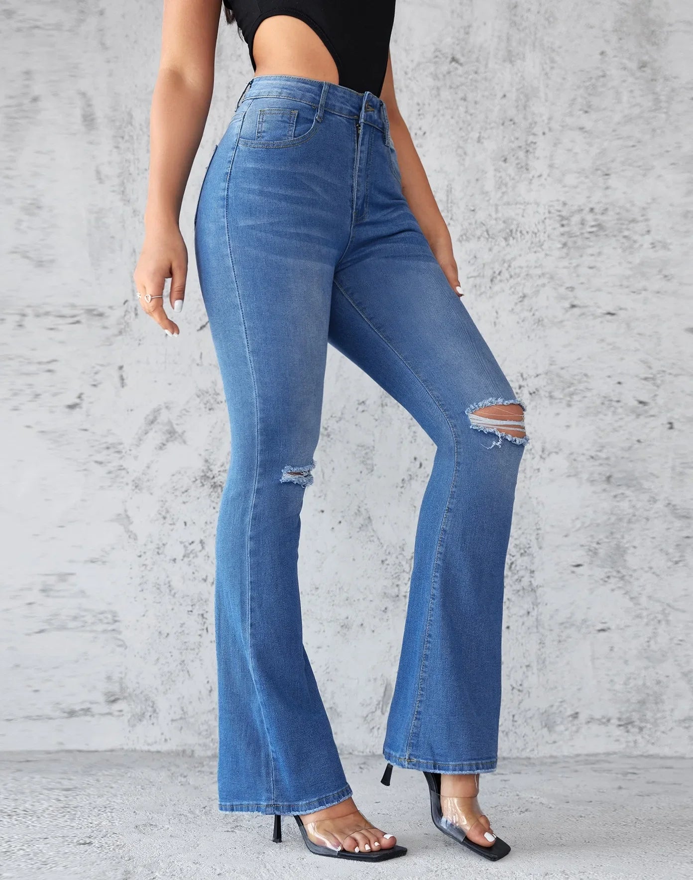 Jean court Happy