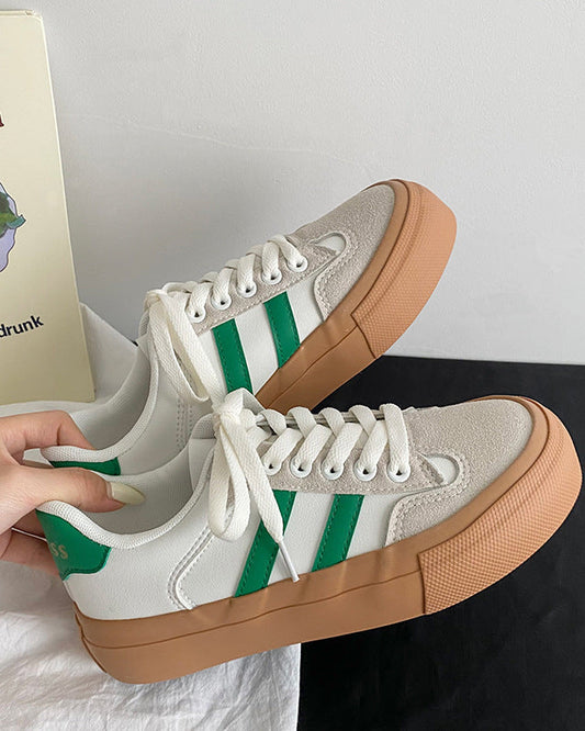 Chaussures plates classiques en tissu