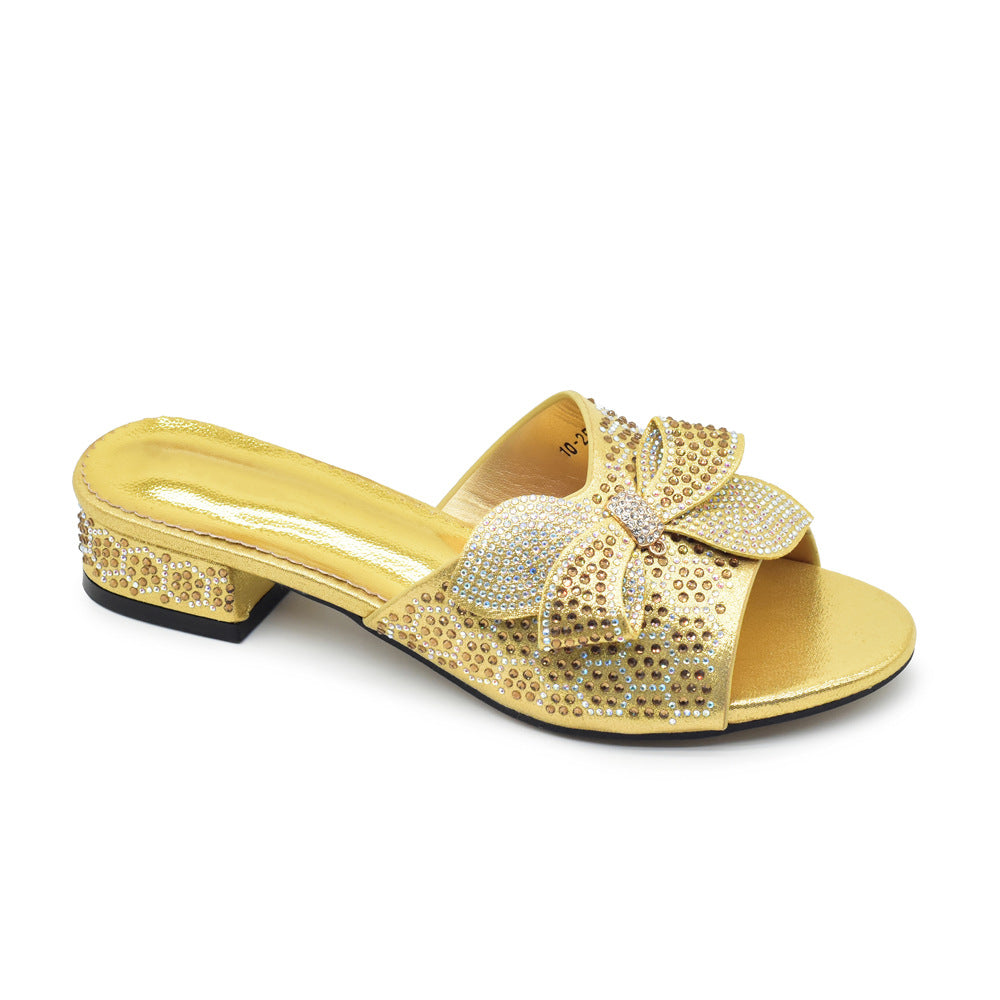 Sandales ornées de strass