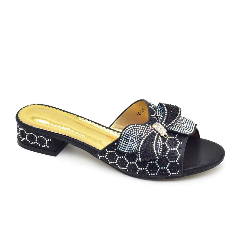 Sandales ornées de strass